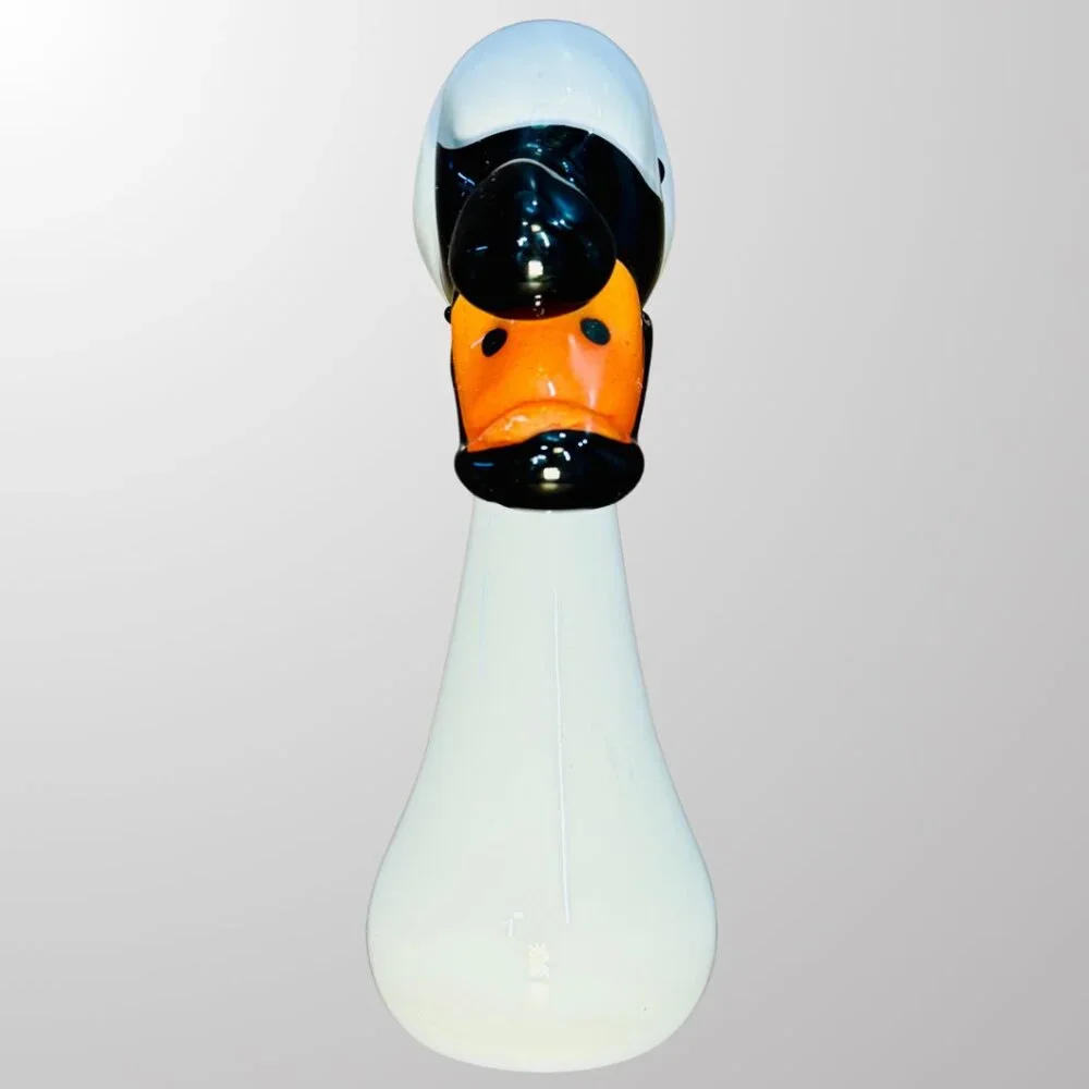 Langham Glass England Hand Painted Swan - Picture 10 of 13